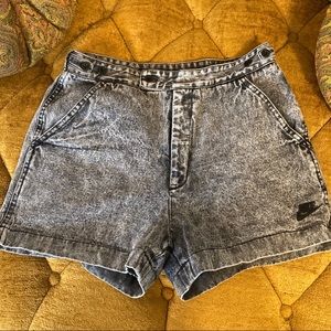 NIKE VINTAGE 90’S ACID WASH HIGH WAISTED SHORTS